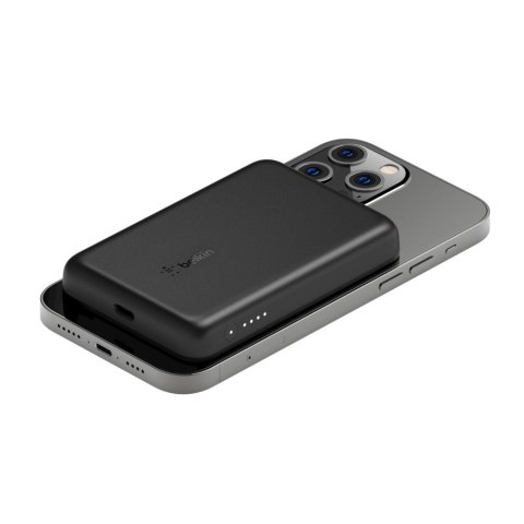 Powerbank bezprzewodowy Belkin BoostCharge Magnetic Wireless Power Bank 2.5K MagSafe Compatible 2500mAh Black Powerbank bezprzewodowy Belkin BoostCharge Magnetic Wireless Power Bank 2.5K MagSafe Compatible 2500mAh Black