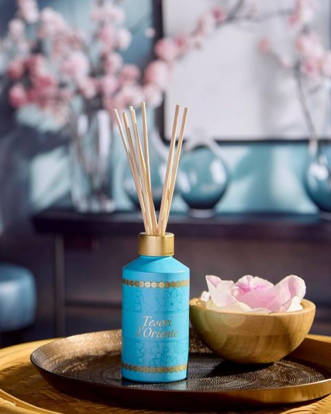 Tesori d'Oriente Ayurveda Dyfuzor Aromatyczny z Patyczkami 200 ml Tesori d'Oriente Ayurveda Dyfuzor Aromatyczny z Patyczkami 200 ml